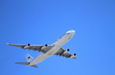 Avions dans les airs